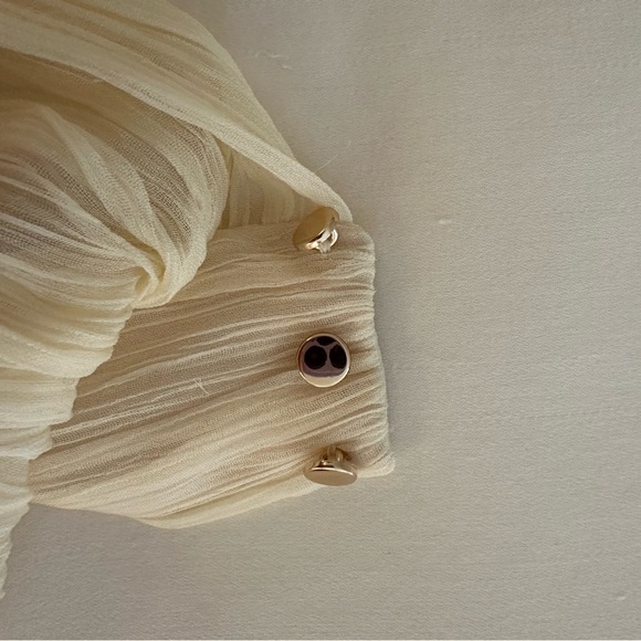 Shona Joy Clemence - Picture 5 of 7